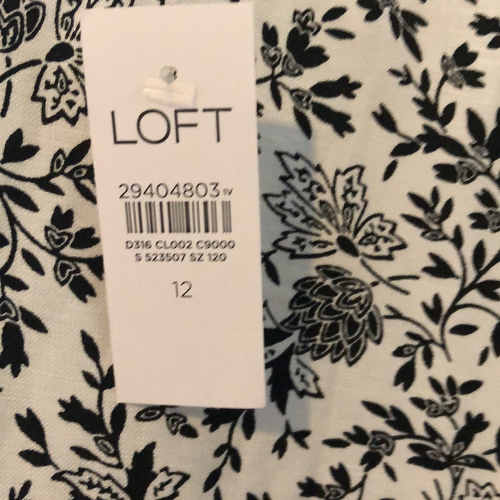 Loft dress - Picture 3 of 3